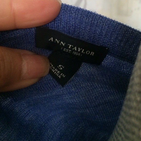 Ann Taylor periwinkle sweater - Picture 3 of 3